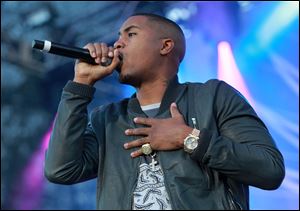 Rapper Nas is being honored with a Harvard Fellowship.