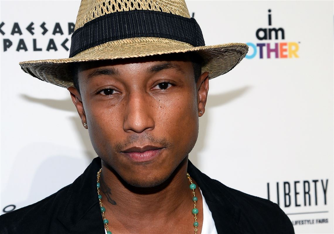 фарел виллиамс хэппи. Pharrell 2013. Pharrell williams smiling. Happy фаррелл уильямс. Pharrell williams black and white.
