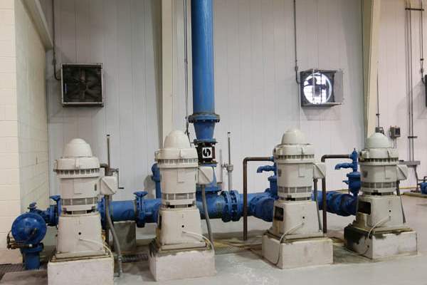 The-high-service-water-pumps-which-p