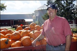 Dan Gust of Gust Brothers Pumpkin Farm in Ottawa Lake said big rains in June and July damaged some of his fields. Still, Mr. Gust and other farmers said, ‘we’ve got a pretty good crop.’