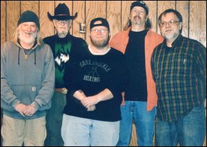 Local country rock group Nite Express will play Friday and Saturday at Sneaky Pete's Saloon.