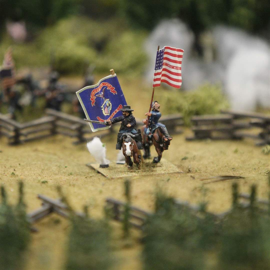 WEBPbg-fortmeigs02gg