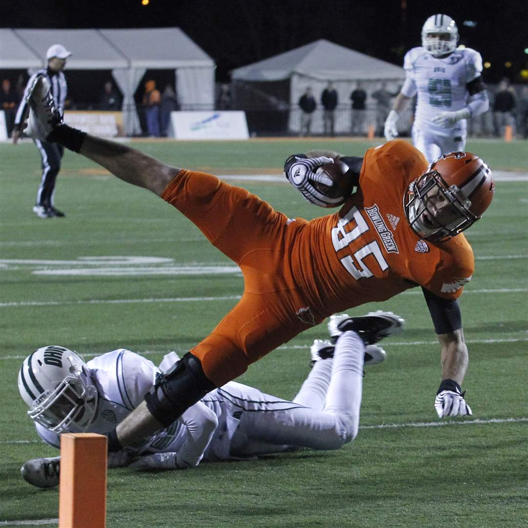 SPT-bgusfootball13-heath-jackson-goal-line