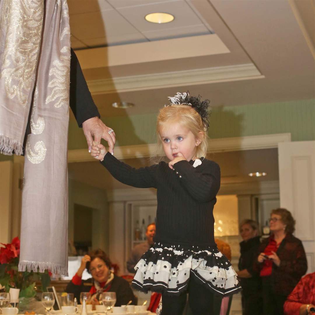 SOC-flower04p-escort