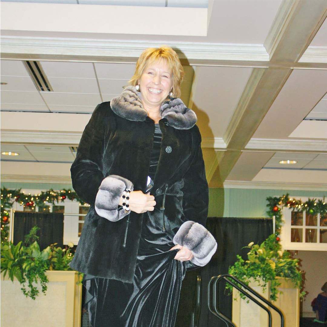 IMG5198-1-jpg-Sophia-Lustig-and-Toledo-Furs