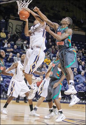 Toledo’s J.D. Weatherspoon grabs a rebound against Florida A&M. The Rockets are outrebounding foes 35.8-30.4 this season.