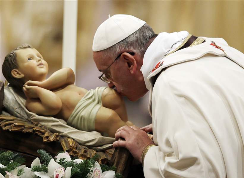 Vatican-Pope-Christmas-baby-Jesus