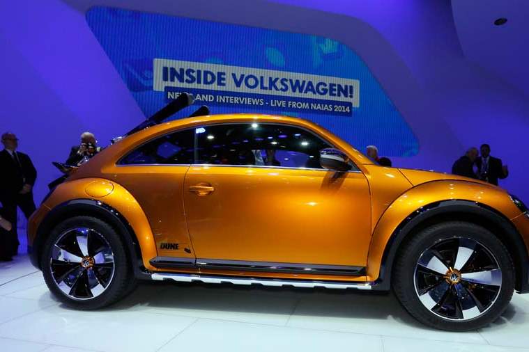 BIZ-AutoShow14p-Volkswagen-Beetle-Dune