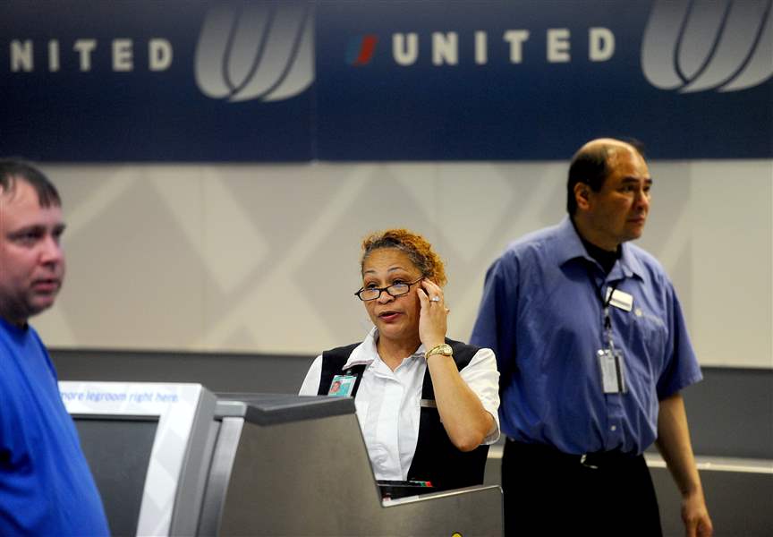 United-Airlines-Flight-Attendants