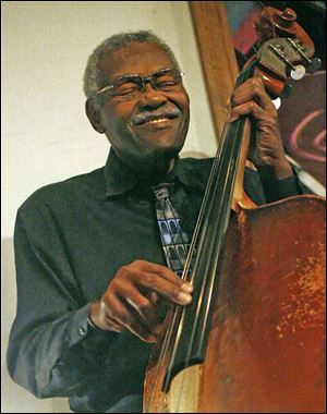 Jazz bassist Clifford Murphy will perform with friends to celebrate turning 82.