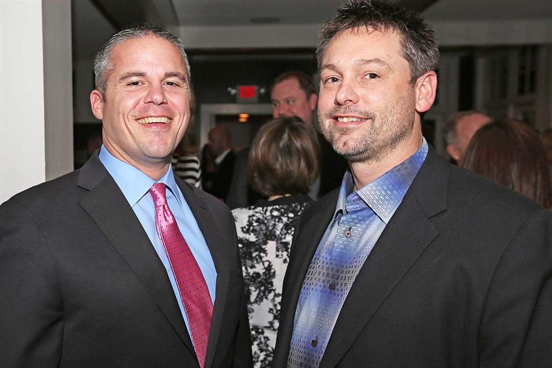 SOC-YMCA24p-Zeisloft