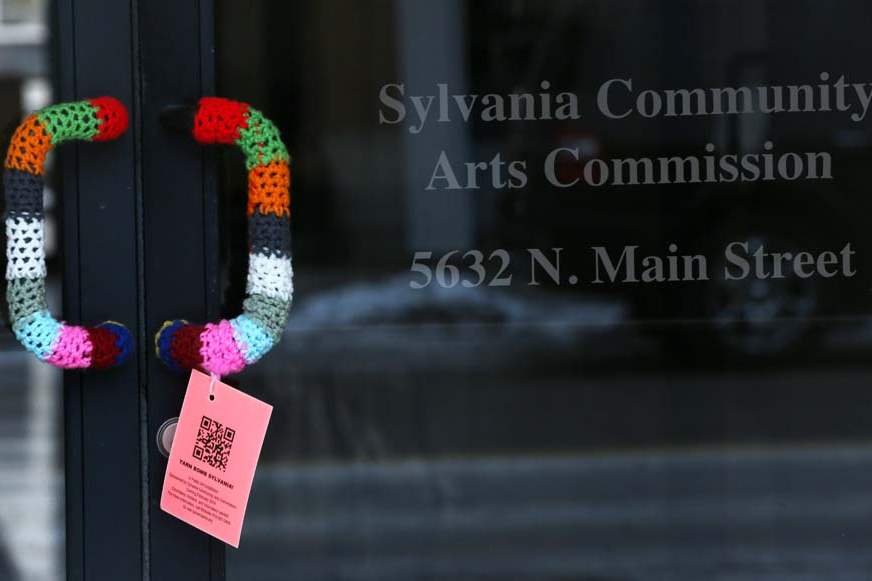 WebSylYARNBOMB05p-door-handles