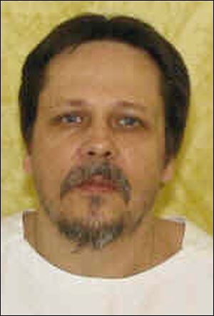 Ohio inmate Dennis McGuire took 26 minutes to die after a previously untested mix of chemicals began flowing into his body, gasping repeatedly as he lay on a gurney. 