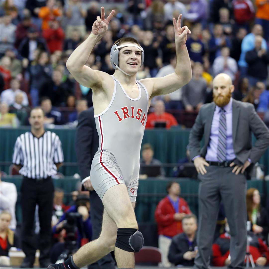 Mossing-back-to-back