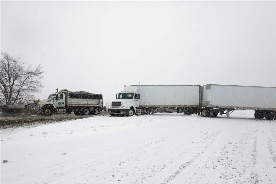 CTY-weather12p-semi-i280