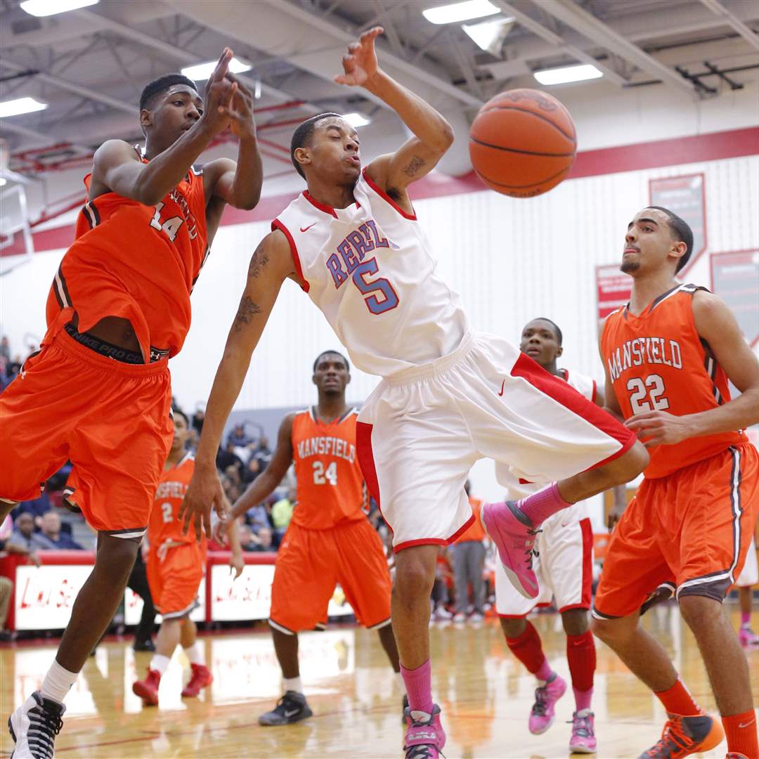 Bowsher-Mansfield-loose-ball