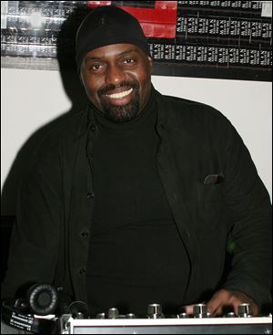 DJ Frankie Knuckles