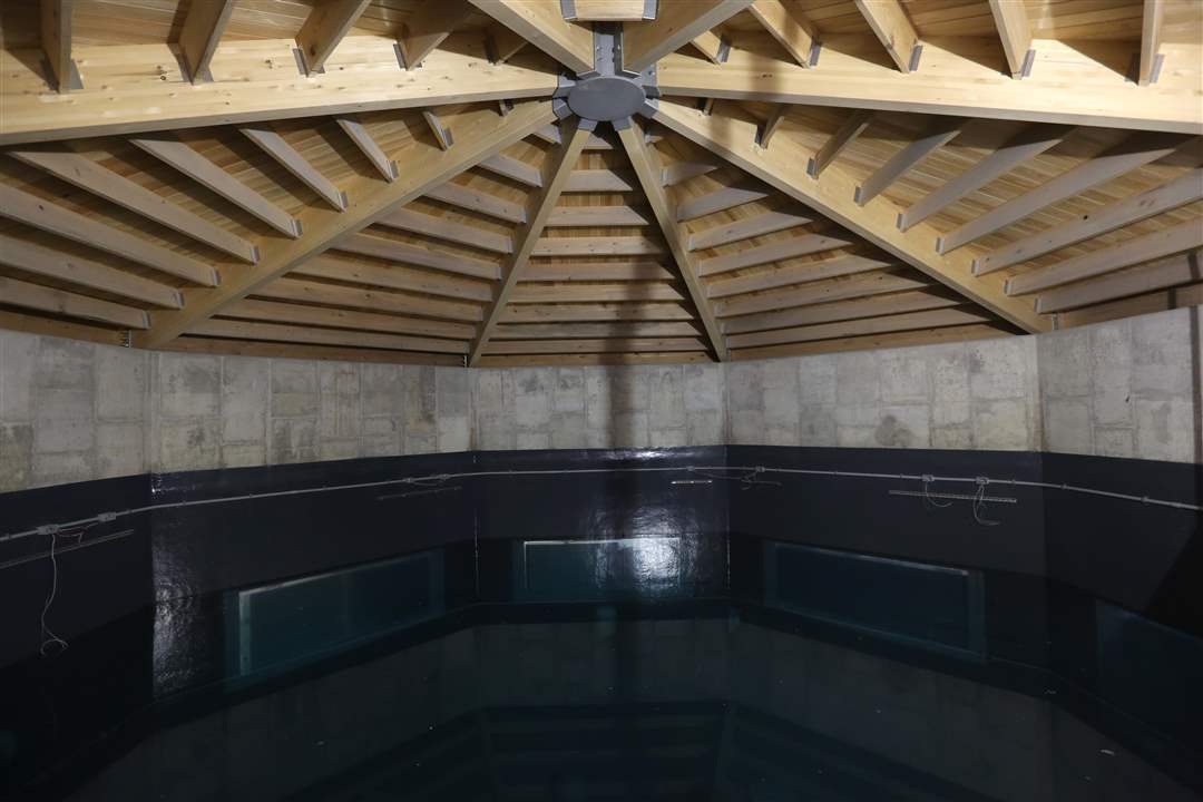 aquarium08p-90k-gallon-tank