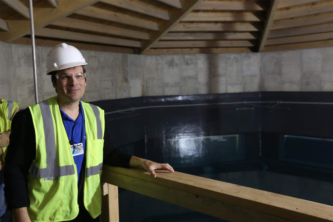 aquarium08p-rick-eayeff