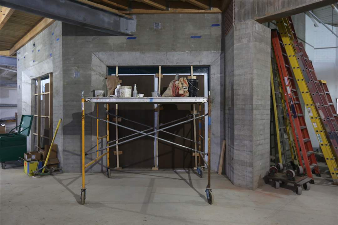 aquarium08p-scaffolding