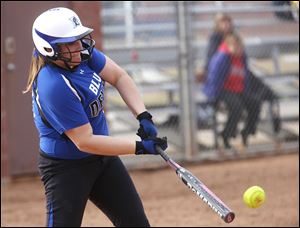 Springfield’s Lexi Buck hit a three-run home run in the bottom of the fourth inning. She finished 2 for 2 with four RBIs. All 10 Springfield batters had at least one hit.