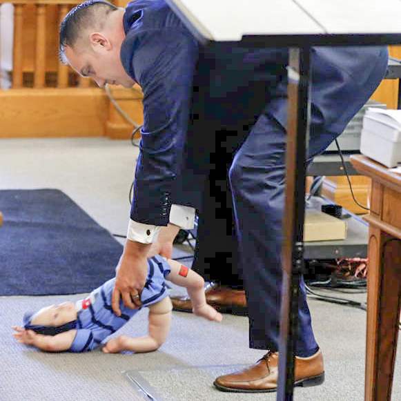 Prosecutor-Frank-Spryszak-continues-his-demonstration