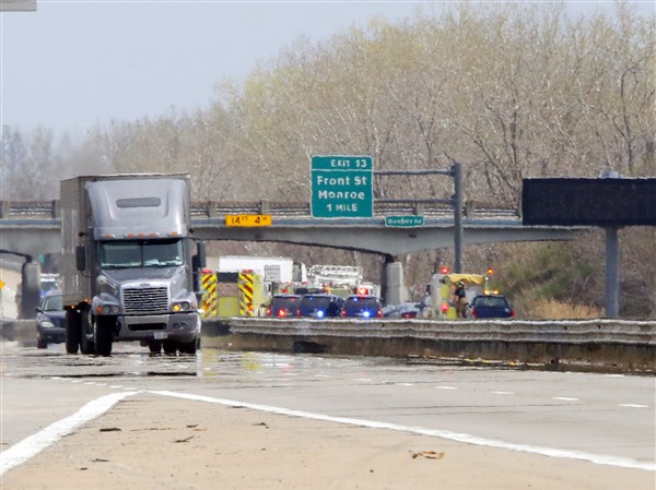 Southbound I-75 reopens after fatal crash in Monroe County | The Blade