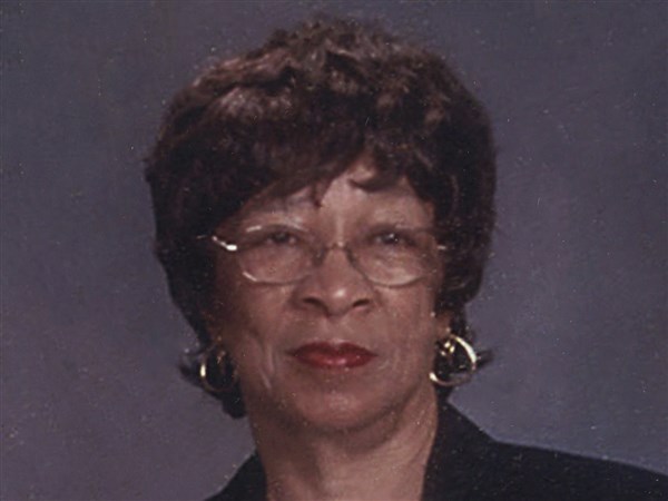 Doris Perry [1933-2014]; TPS teacher kept up to date with ex-students ...