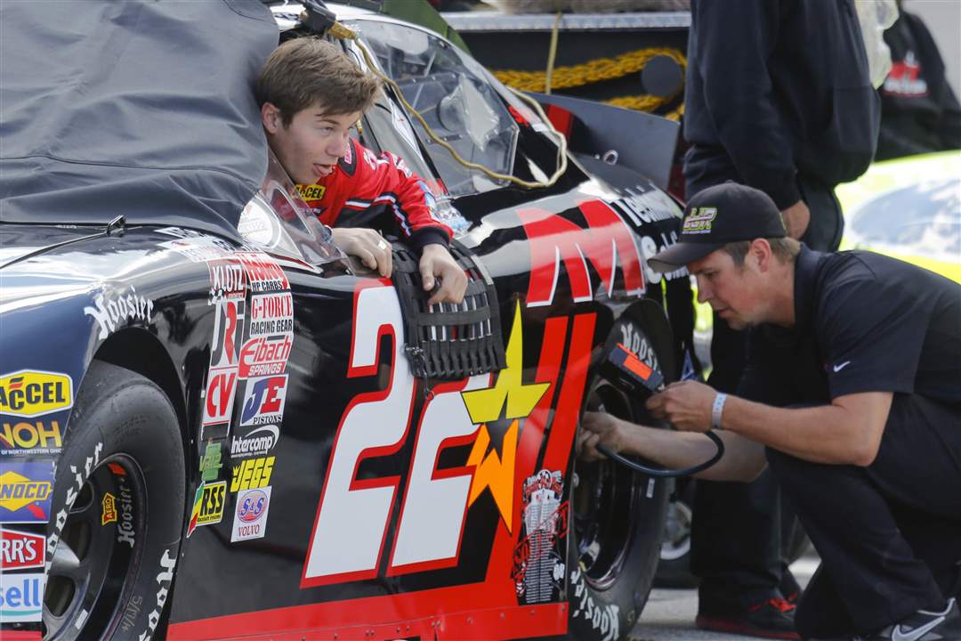 SPT-ARCA-qualifying-Austin-Wayne-Self