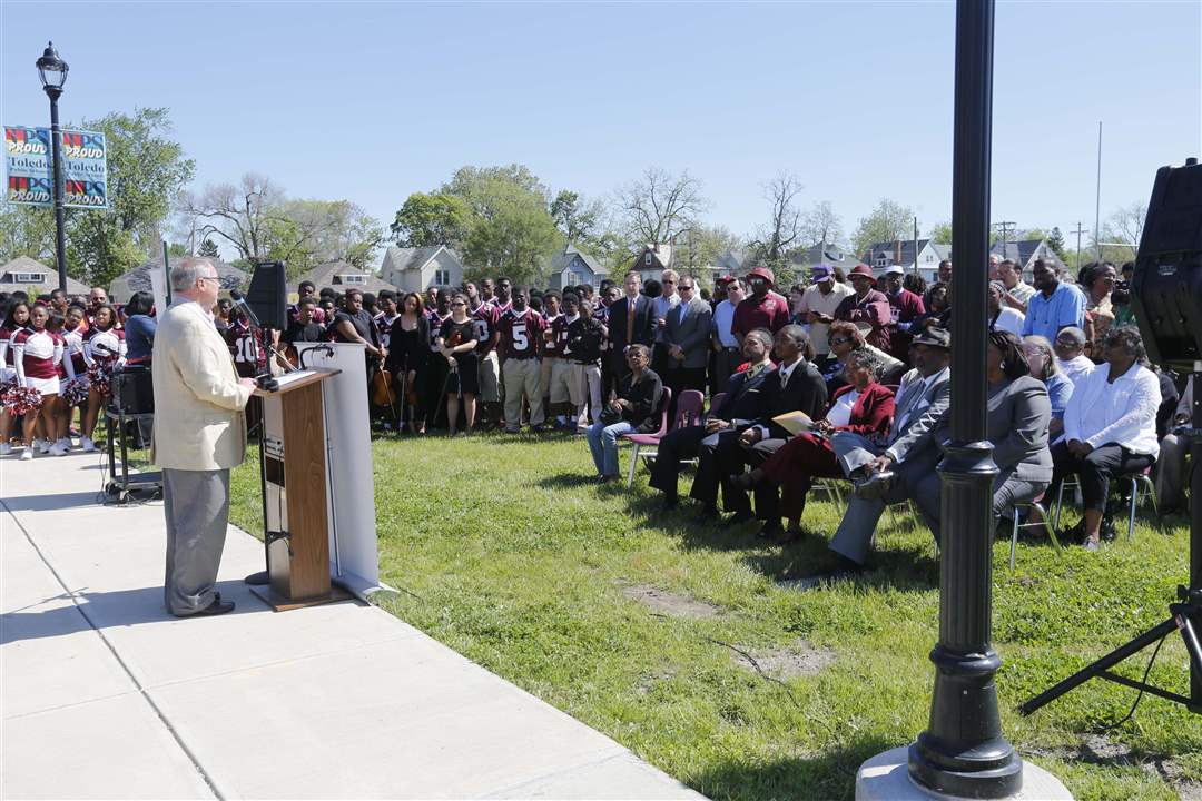 Scott-Stadium-D-Michael-Collins