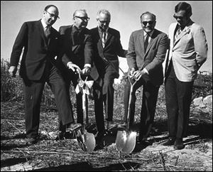 Blade Co-Publisher Paul Block, Jr., left, Gov. James Rhodes, Dr. Glidden Brooks, president of MCO, Dean Robert Page, and Lurley Archambeau, student body president, took part in a ground-breaking ceremony at the college in 1970.