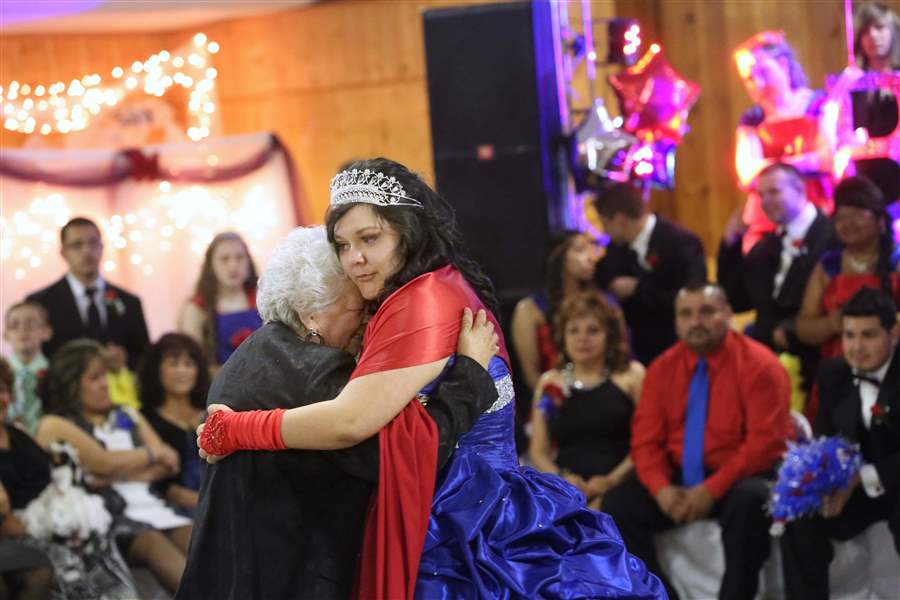 Quinceanera-grandma-dance-Rios