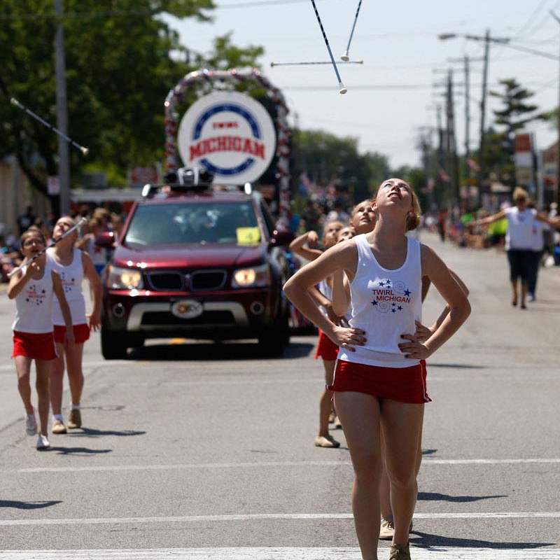 CTY-parade01p-8