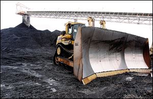President Obama’s plan to cut the main climate-altering greenhouse gas produced by coal-fired power targets businesses such as Peabody Energy, which owns the Gateway Coal Mine near Coulterville, Ill.