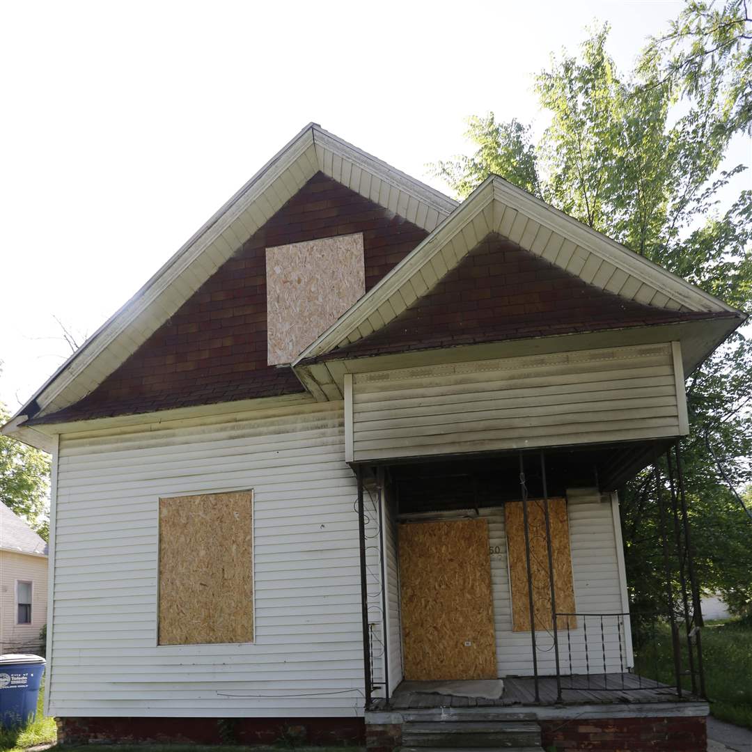 CTY-uglytoledo-west-3150-Glenwood-Avenue