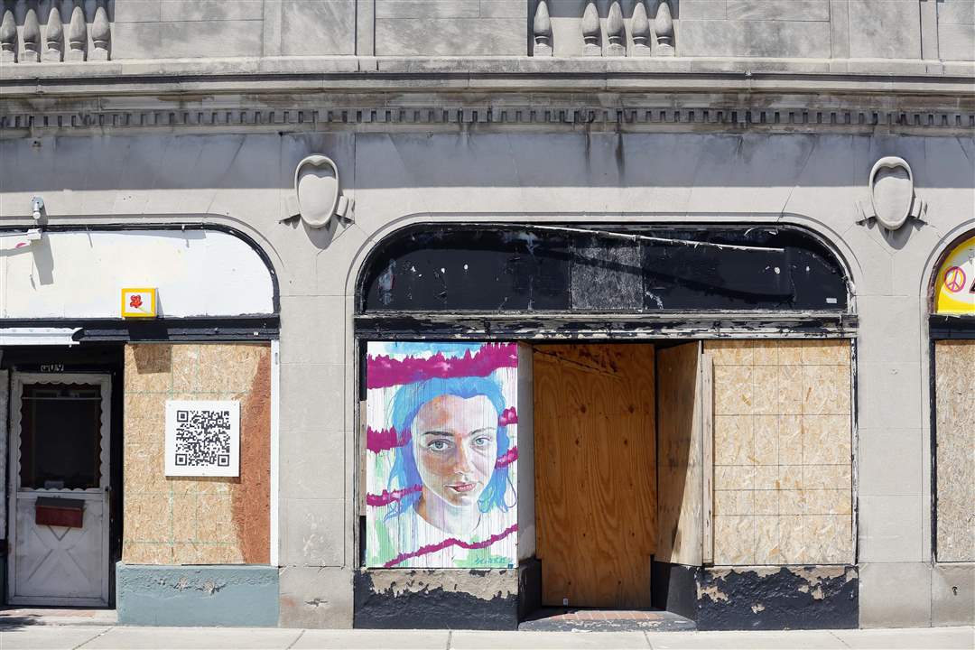 CTY-uglytoledo-east-block-of-boards