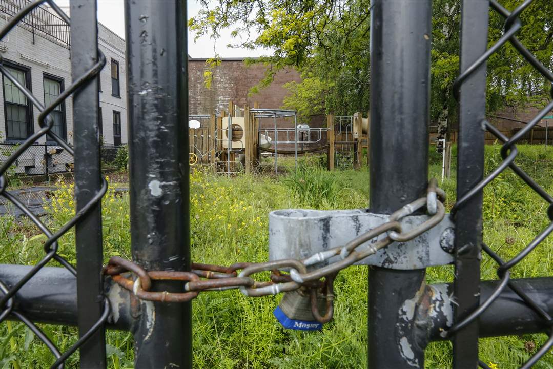 CTY-uglytoledo-north-old-playground