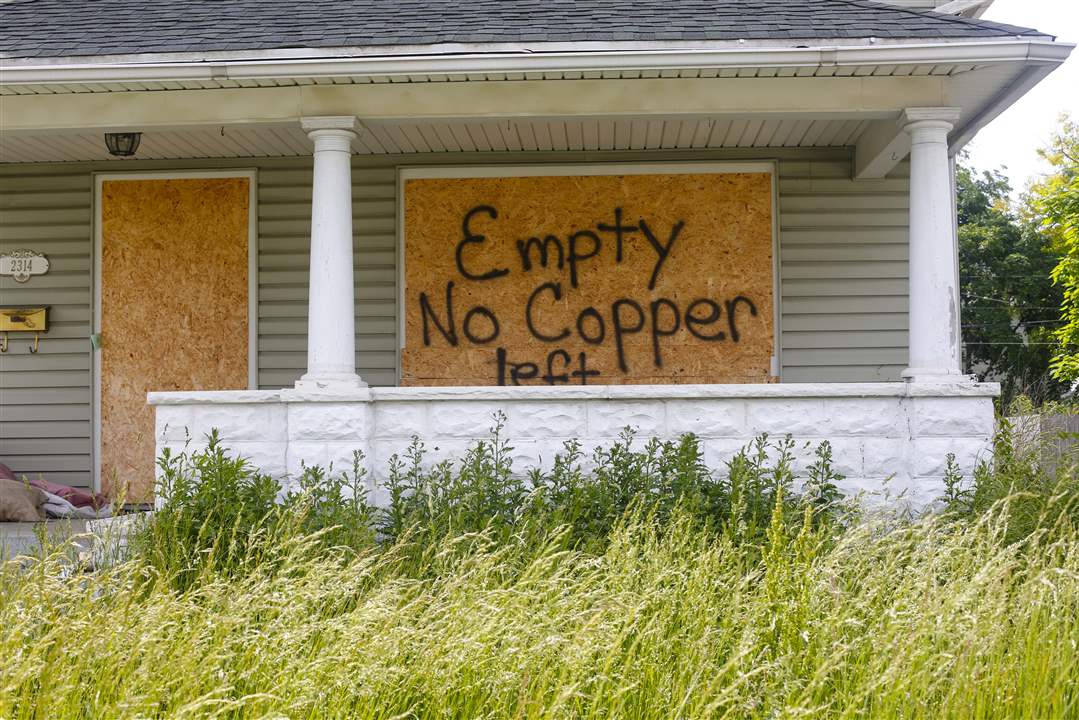 CTY-uglytoledo-north-erie