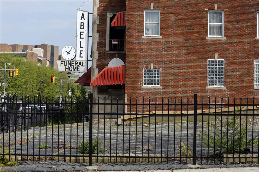 CTY-uglytoledo-north-Abele-Funeral-Home