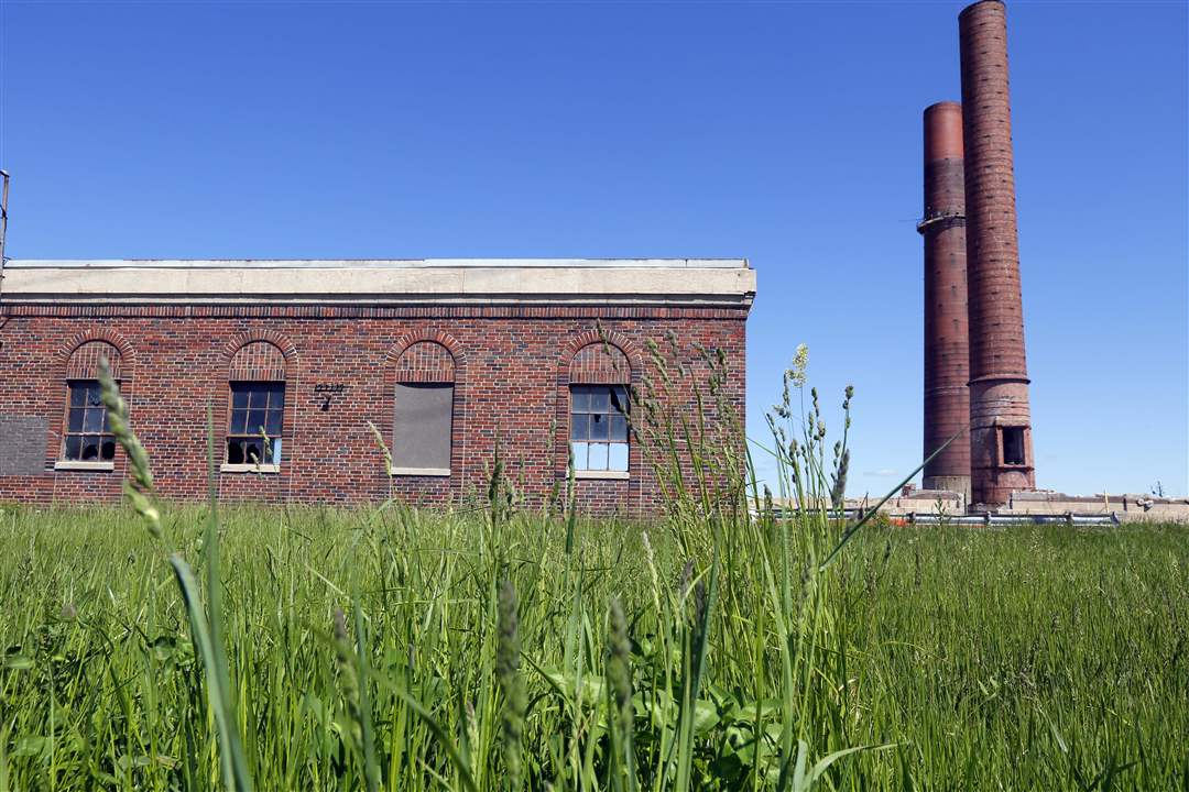 CTY-uglytoledo-Marina