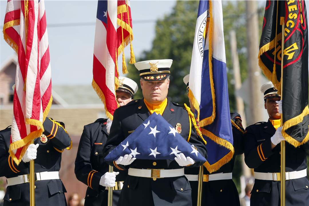 CTY-STATION17p-flag