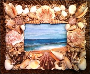 Jeanine Alberti’s ‘‍A Calm Day at Sea,’ acrylic painting in seashell frame, is in a new show at Sam B’s Restaurant Gallery in Bowling Green. A meet-the-artists reception will be 7 to 9 p.m. Friday.
