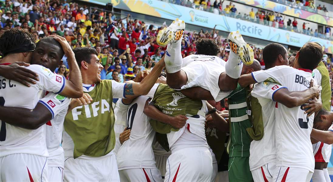 Brazil-Soccer-WCup-Italy-Costa-Rica-jubilation