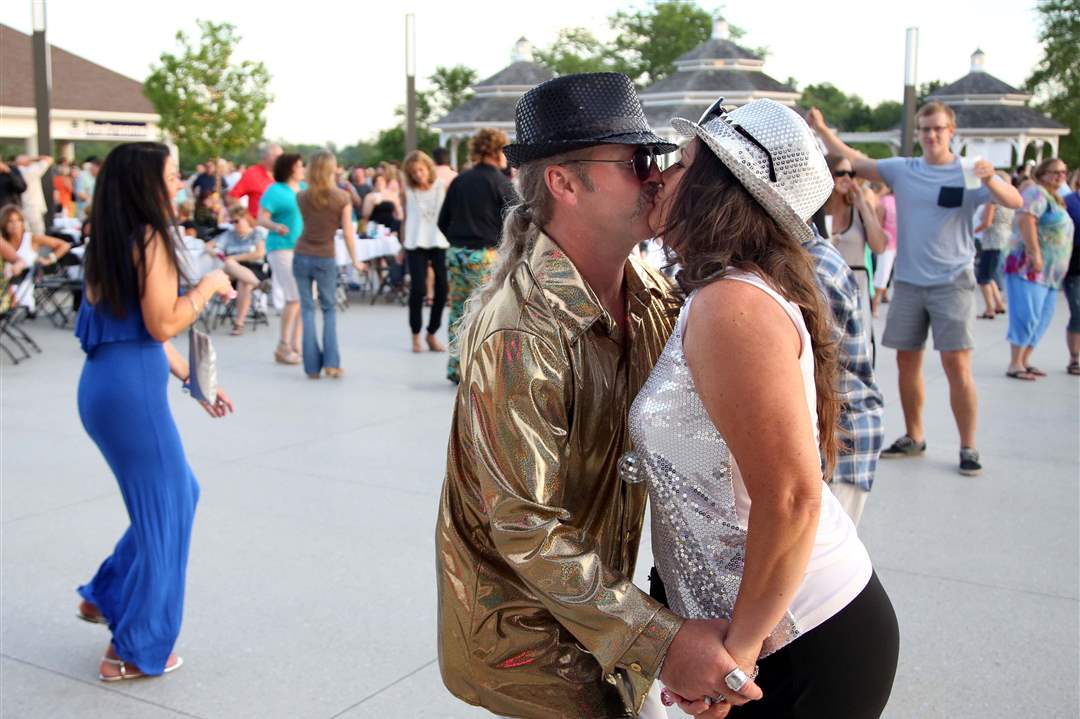 WebSylDISCO28p-Kenny-and-Tracy-Rarick