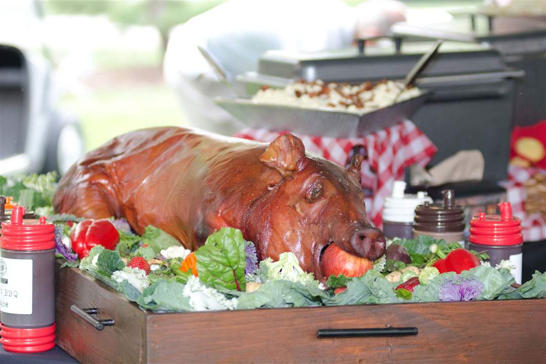 DSD-6988-jpg-pig