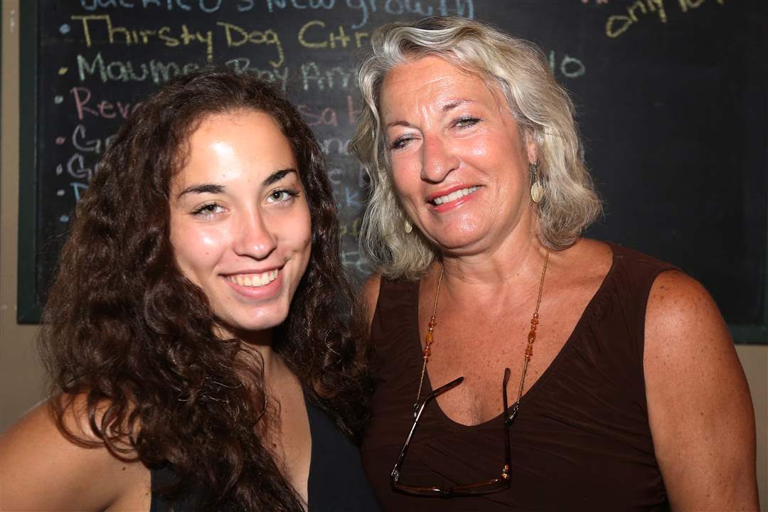 yappy22p-Molly-Wells-JoEllen-Wells