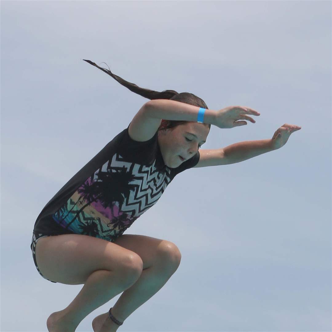 Webpbg-pool08-Dru-Ketron