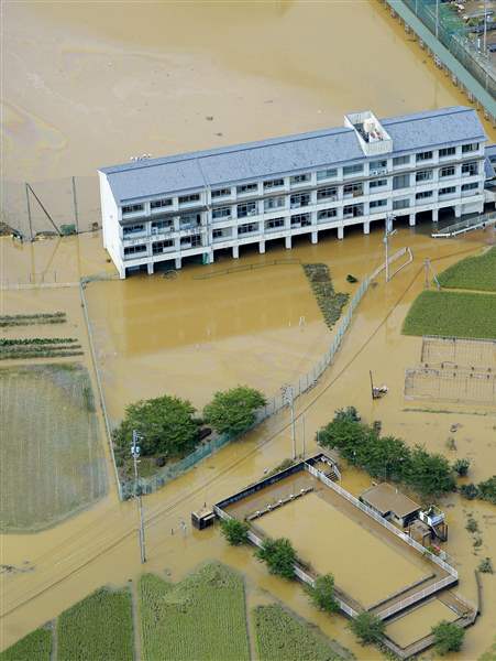 Japan-Asia-tropical-Storm