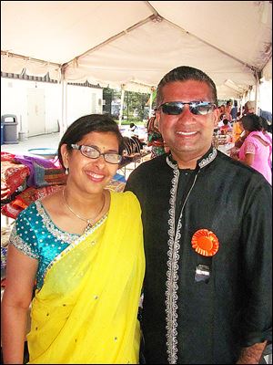 Festival of India event chairman Arun Agarwal and his wife Rakhi.