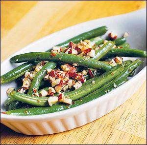 Green beans with crushed almonds.